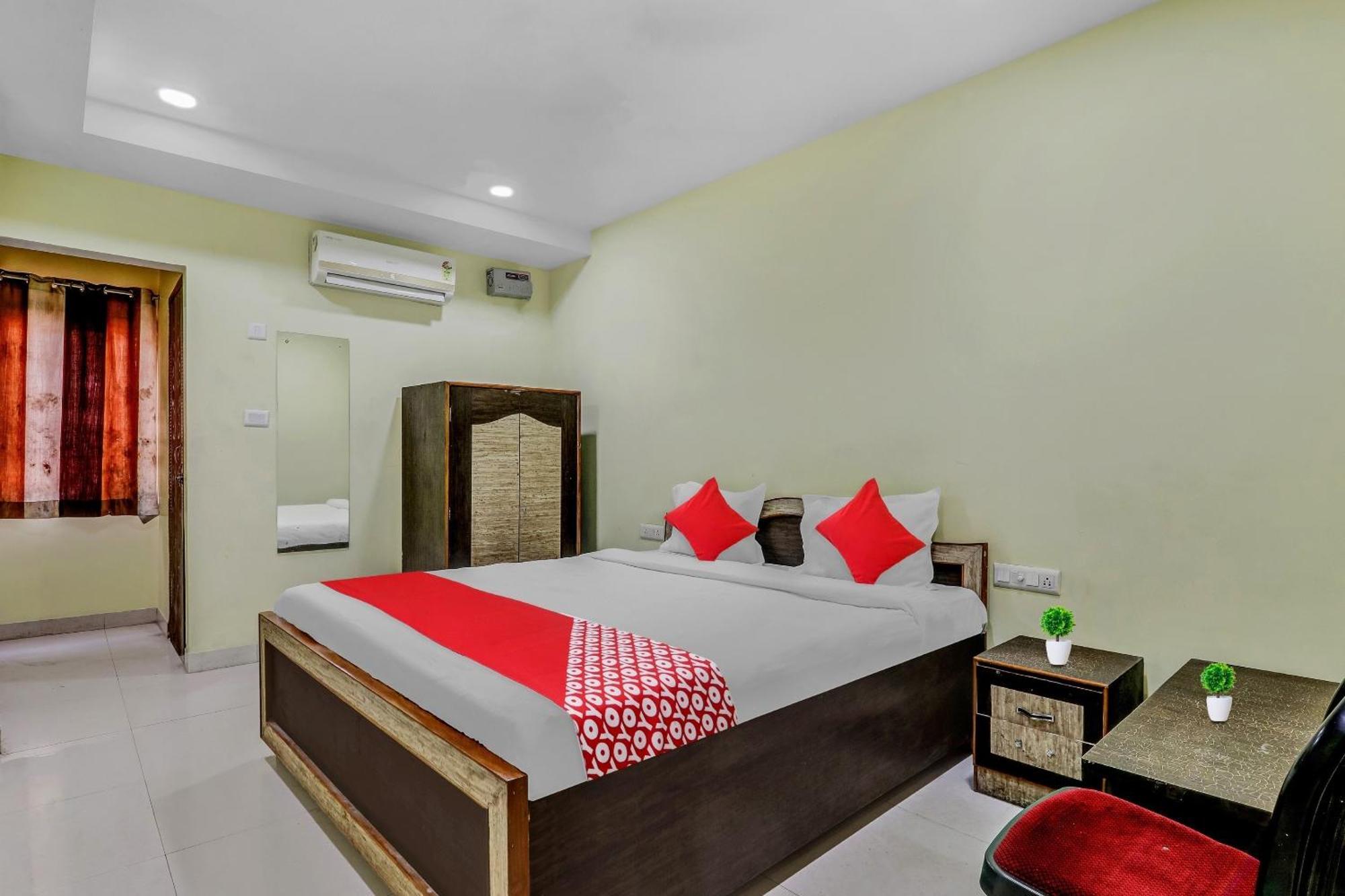 Hotel O Govind Guest House Gorakhpur Esterno foto